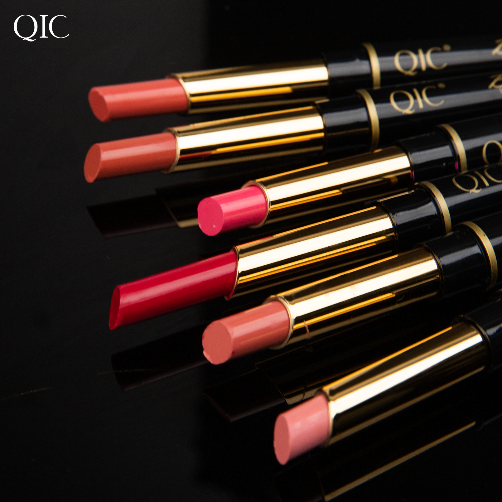 2-in-1 Dual-Ended Lipstick & Liner ✨ Matte Waterproof & Transfer-Proof! 💋 24H Non-Smudge Lip Combo 🌟 Kiss-Proof #LipHack #MatteLip #AllDayWear