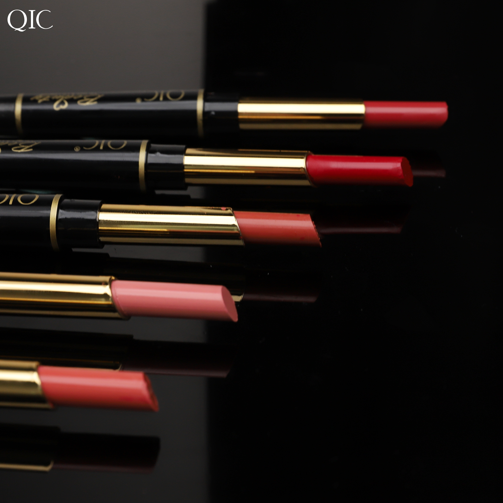 2-in-1 Dual-Ended Lipstick & Liner ✨ Matte Waterproof & Transfer-Proof! 💋 24H Non-Smudge Lip Combo 🌟 Kiss-Proof #LipHack #MatteLip #AllDayWear